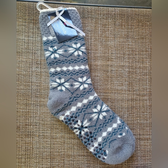 Double Layer Lounge Socks- Cuddl Duds - Fits Shoe Size 4-10 - Picture 1 of 5